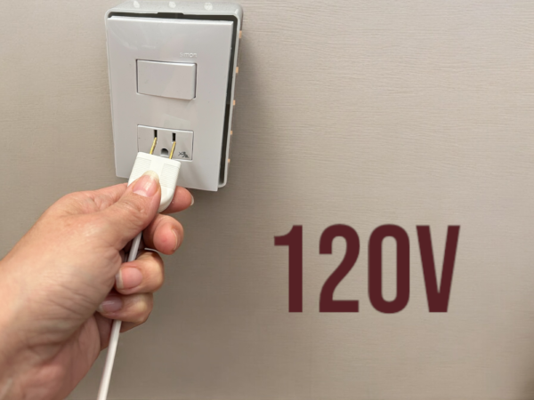 Lámpara LED Esquinero Autoadherible 1m Luz Fría