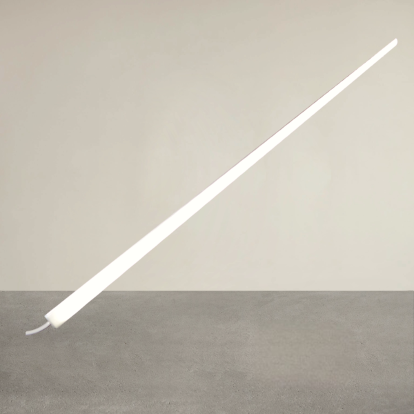 Lámpara LED Esquinero 1m Luz Neutra